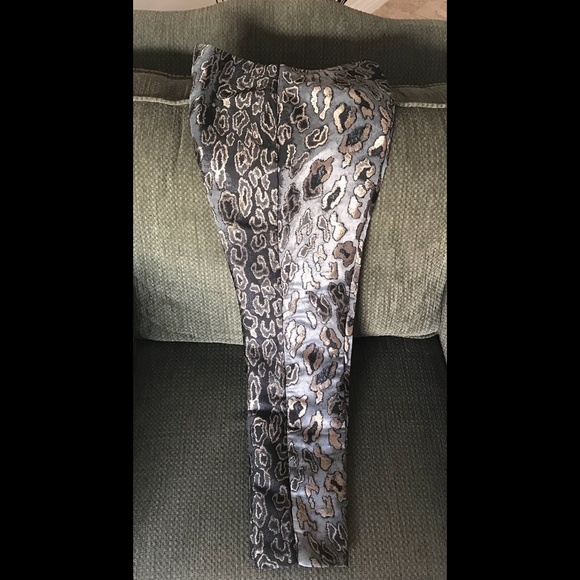 VINCE CAMUTO Sophisticated Women’s Metallic Jacquard Leopard Trouser EUC… - Picture 11 of 11